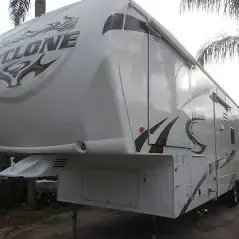 Side of the fifth-wheel RV after detailing