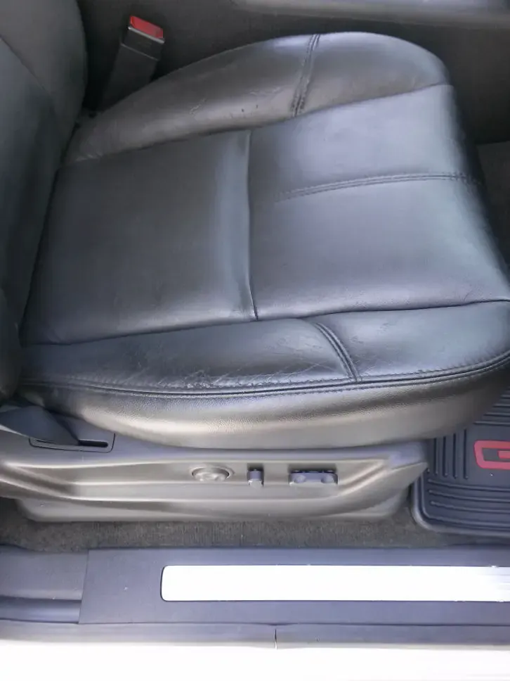 Black leather seat after dyeing